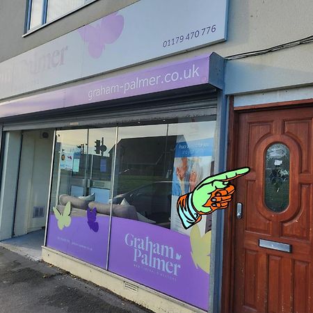 Serene 1 Bedroom, 3 Single Beds Bristol Exterior photo